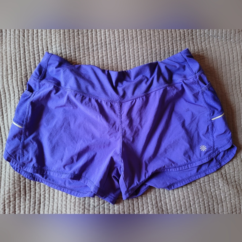 Athleta active shorts, XL